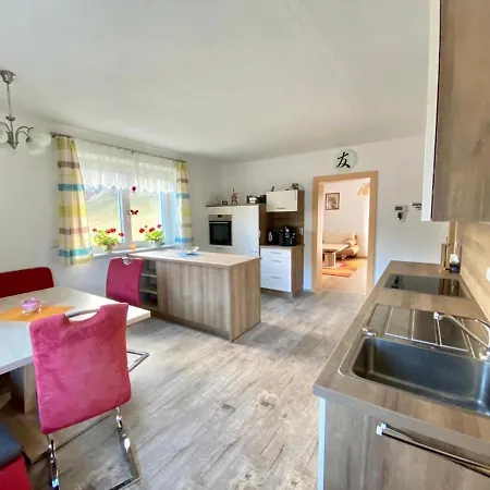 In Rennweg Near Slopes Ferienhaus