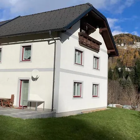 In Rennweg Near Slopes Ferienhaus