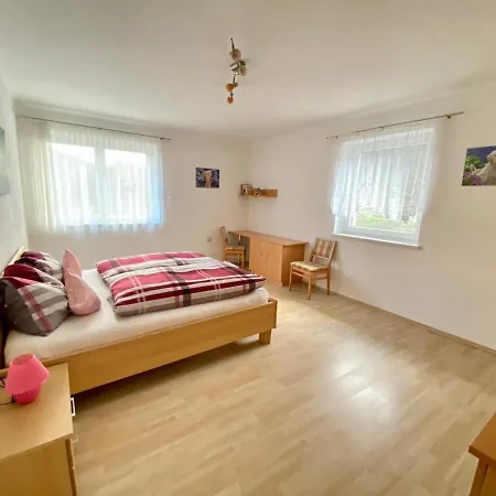 In Rennweg Near Slopes Dom wakacyjny Sankt Peter am Kammersberg